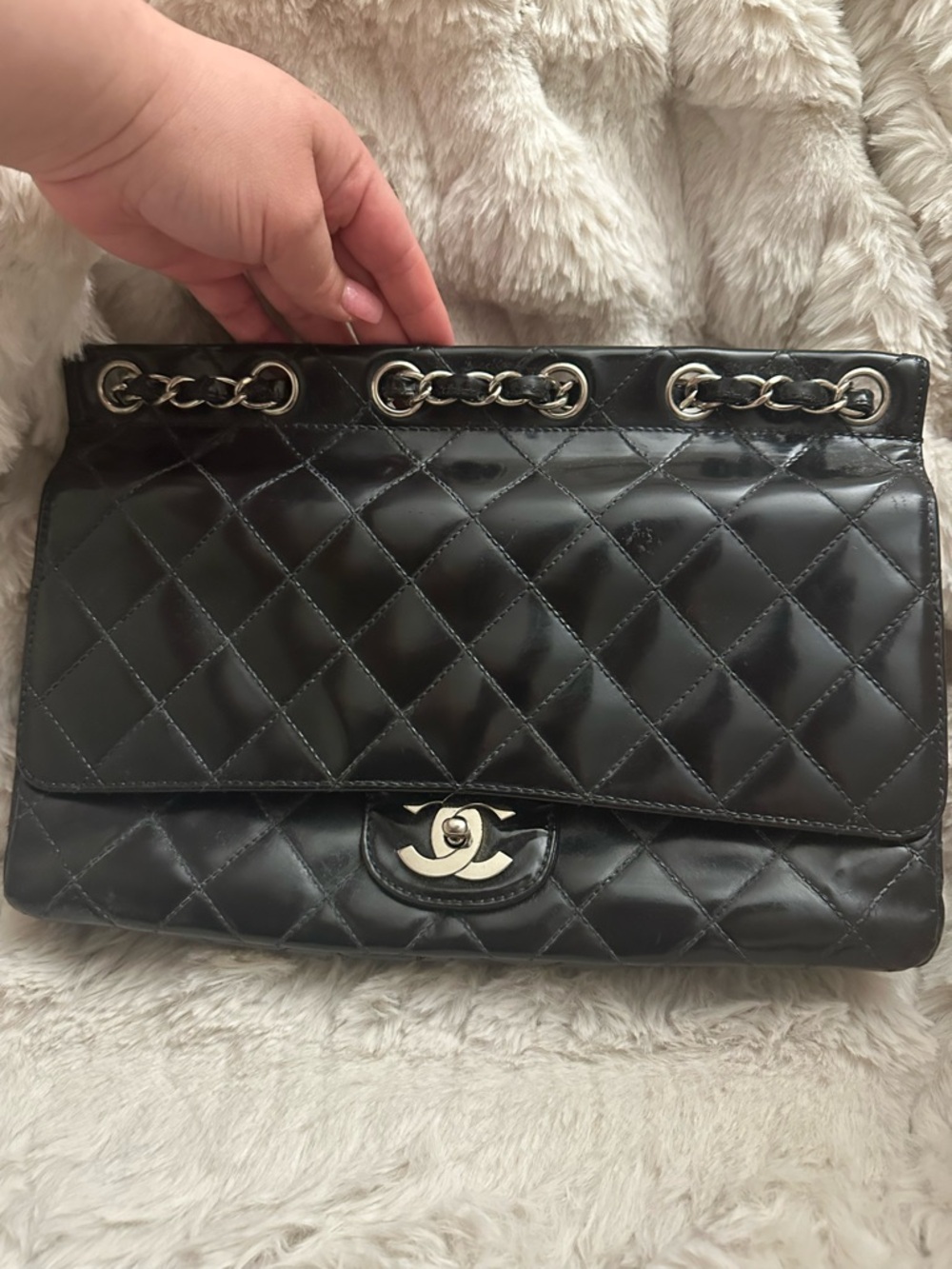 CHANEL Vintage Patent Leather Quilted Grommet Flap Bag